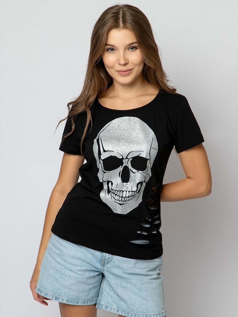 Готический стиль в одежде — изображение черепов и костей
