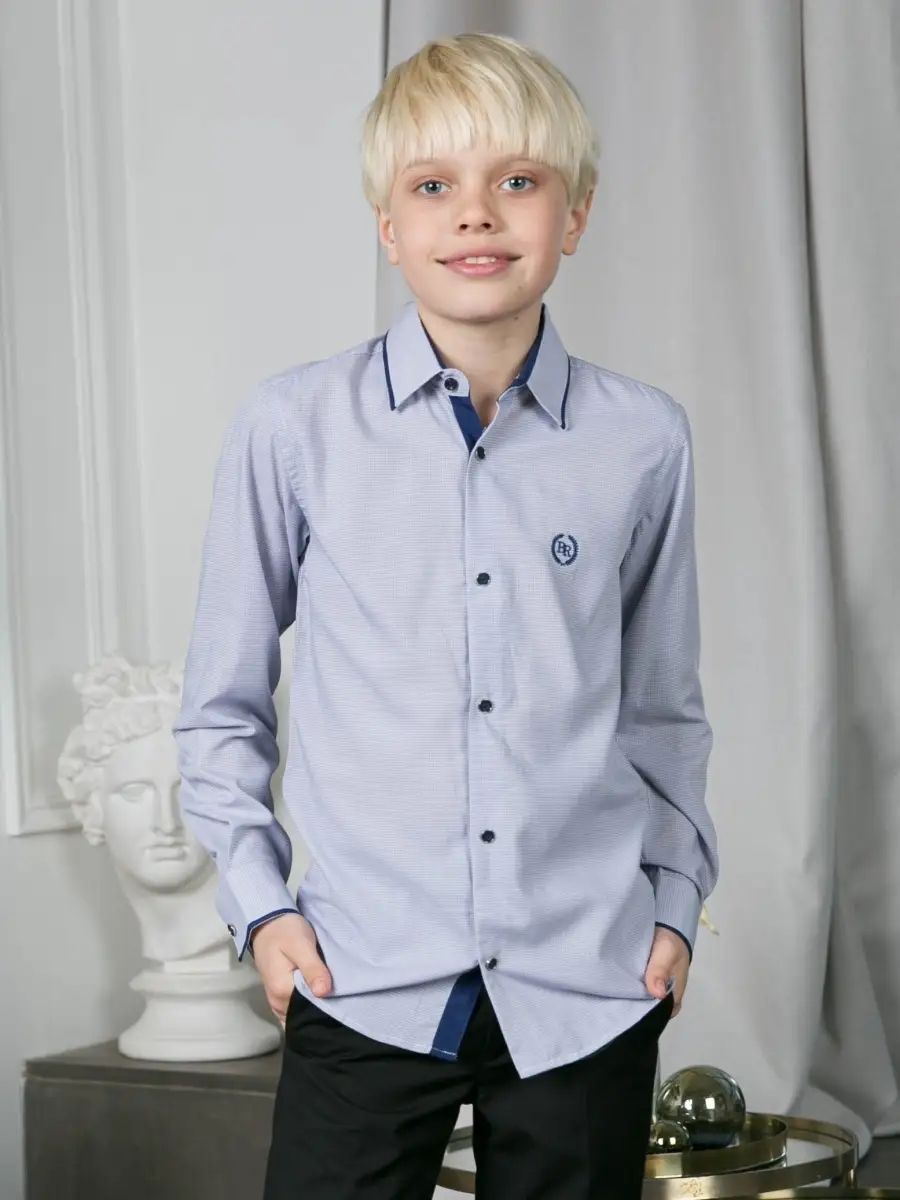 Школьник в рубашке. Рубашки на мальчика в школу. Классическая рубашка мальчики. Мальчик в белой рубашке. Рубашка школьная.