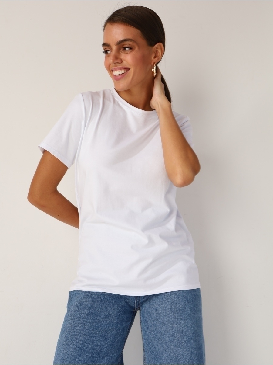Белая Базовая футболка женская